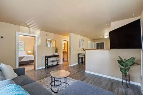 727 E 9th Ave, Spokane, WA 99202 photo 5