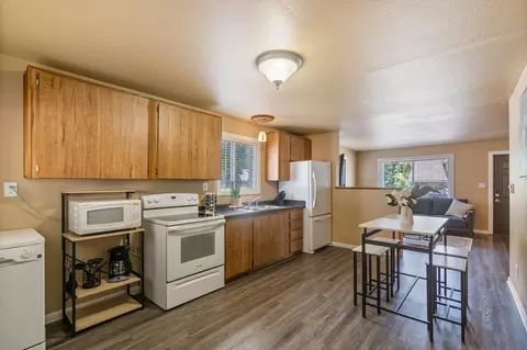 727 E 9th Ave, Spokane, WA 99202 photo 6