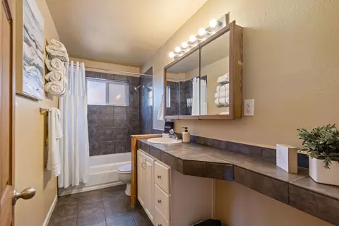727 E 9th Ave, Spokane, WA 99202 photo 15