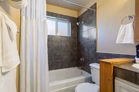 727 E 9th Ave, Spokane, WA 99202 photo 16