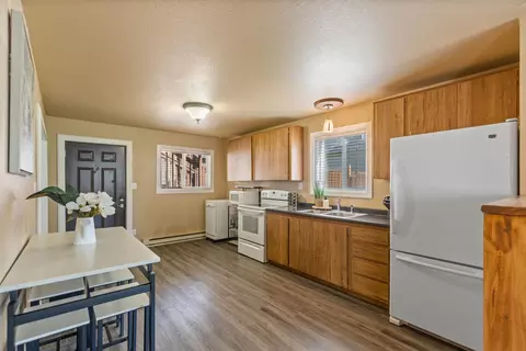 727 E 9th Ave, Spokane, WA 99202 photo 10