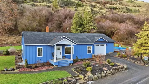 4001 N Palouse Rd, Colfax, WA 99111