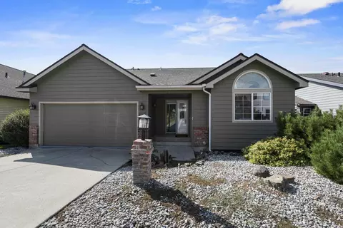 2106 E Turnberry Ln, Spokane, WA 99223