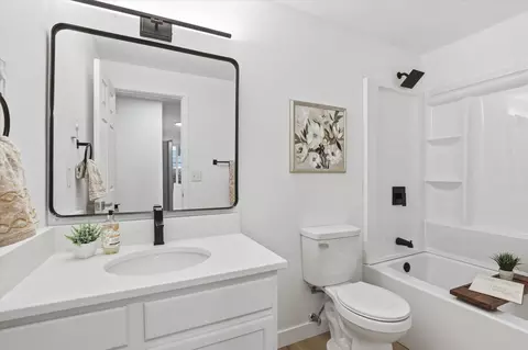 Bath - 102 E Weile Ave UNIT 1, Spokane, WA 99208 photo 1 of 1
