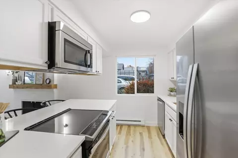 Kitchen - 102 E Weile Ave UNIT 1, Spokane, WA 99208 photo 2 of 4