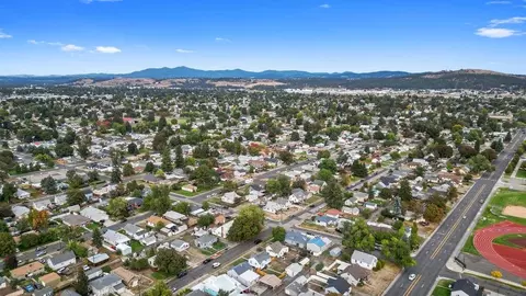 1318 E Broad Ave, Spokane, WA 99207 photo 39