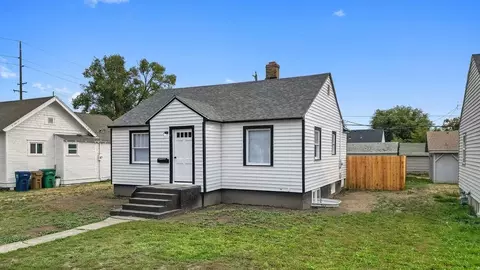 1318 E Broad Ave, Spokane, WA 99207 photo 3