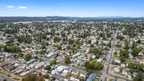 1318 E Broad Ave, Spokane, WA 99207 photo 40