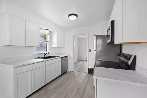 1318 E Broad Ave, Spokane, WA 99207 photo 9