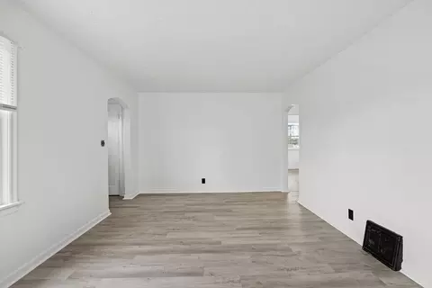 1318 E Broad Ave, Spokane, WA 99207 photo 6