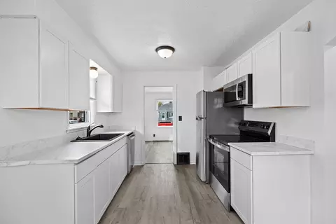 1318 E Broad Ave, Spokane, WA 99207 photo 8