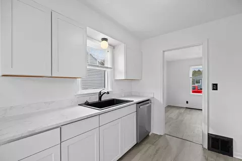 1318 E Broad Ave, Spokane, WA 99207 photo 10