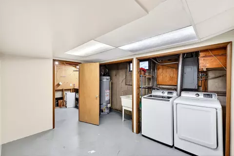 5727 N Maple St, Spokane, WA 99205 photo 34