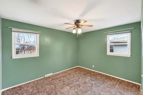 5727 N Maple St, Spokane, WA 99205 photo 17