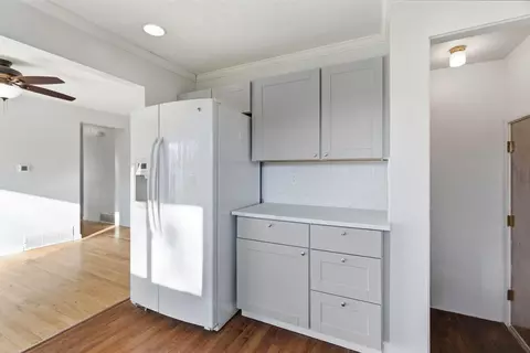 Kitchen - 7808 E Broadway Ave, Spokane Valley, WA 99212 photo 5 of 5