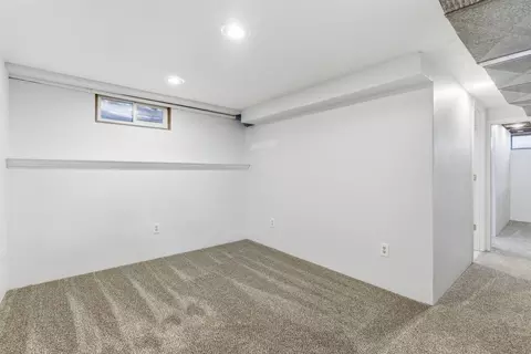 Bedroom - 7808 E Broadway Ave, Spokane Valley, WA 99212 photo 7 of 9
