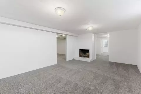 Living - 7808 E Broadway Ave, Spokane Valley, WA 99212 photo 5 of 6