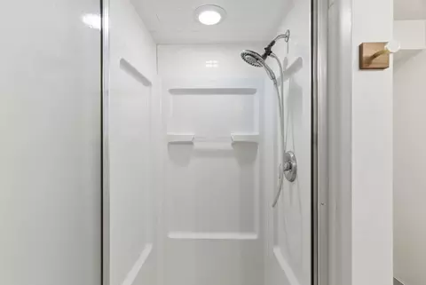 Bath - 7808 E Broadway Ave, Spokane Valley, WA 99212 photo 4 of 4