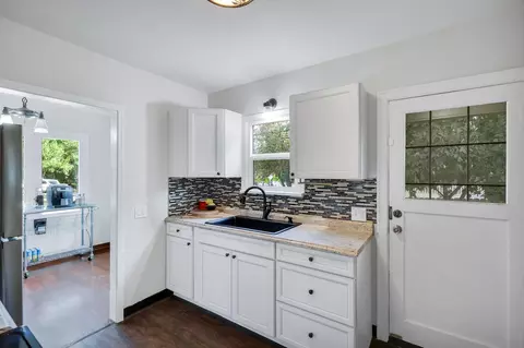 Kitchen - 1728 E 8th Ave, Spokane, WA 99202 photo 3 of 3