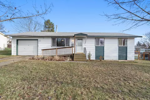 305 Holladay Dr, Cheney, WA 99004