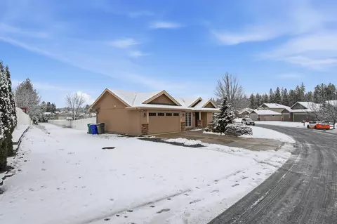 18103 N Colton St, Colbert, WA 99005