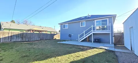Exterior - 2119 E Buckeye Ave, Spokane, WA 99207 photo 3 of 5