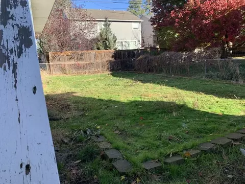 Exterior - 4227 E 9th Ave, Spokane, WA 99202 photo 4 of 6