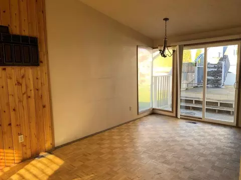 Living - 4227 E 9th Ave, Spokane, WA 99202 photo 4 of 4