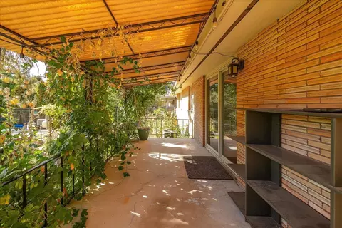 Exterior - 1110 E 28th Ave, Spokane, WA 99203 photo 6 of 12