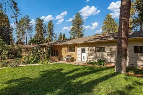 Exterior - 1110 E 28th Ave, Spokane, WA 99203 photo 1 of 12