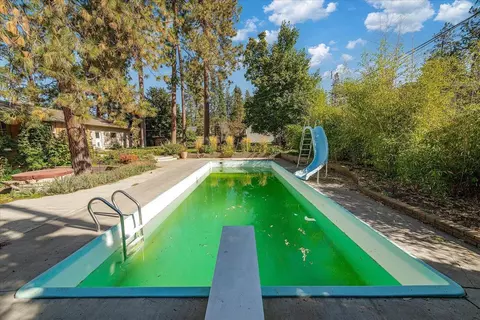 Exterior - 1110 E 28th Ave, Spokane, WA 99203 photo 9 of 12