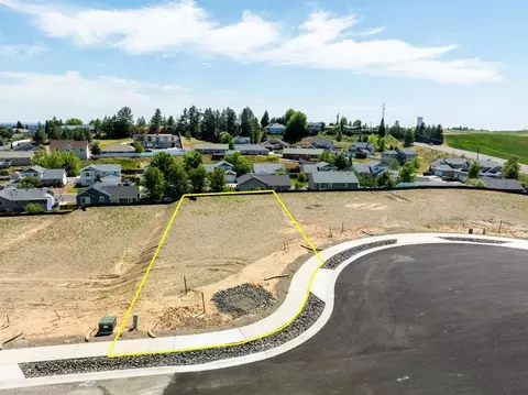 1030 Steptoe View Ln, Cheney, WA 99004