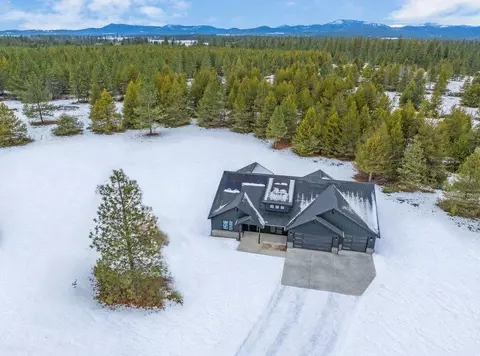 826 W Slaton Ln, Deer Park, WA 99006