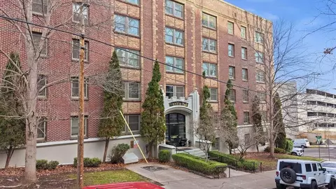 704 W 6th Ave # 301, Spokane, WA 99204