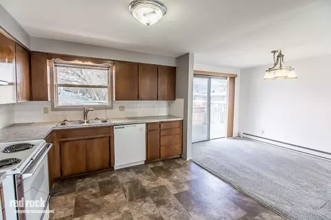 Kitchen - 405 E Dalke Ave, Spokane, WA 99208 photo 1 of 2