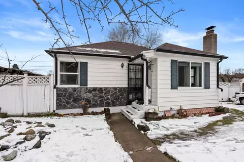302 E Hawthorne Rd, Spokane, WA 99218
