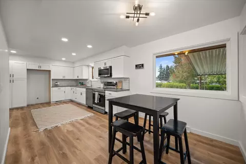 Kitchen - 11303 E 9th Ave, Spokane, WA 99206 photo 2 of 4
