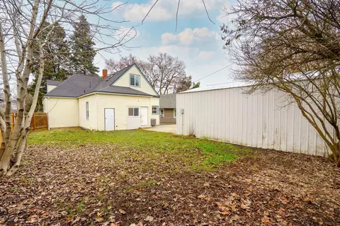 Exterior - 1106 E 13th Ave, Spokane, WA 99202 photo 4 of 4