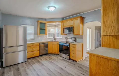 Kitchen - 1106 E 13th Ave, Spokane, WA 99202 photo 1 of 2