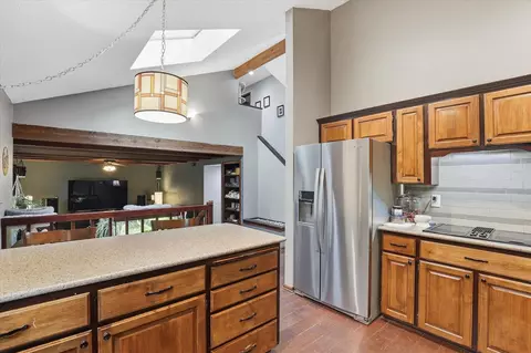 Kitchen - 910 E Timberwood Cir, Spokane, WA 99208 photo 3 of 3