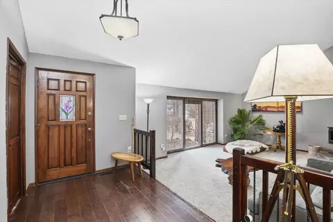 Entry Way - 910 E Timberwood Cir, Spokane, WA 99208 photo 1 of 2