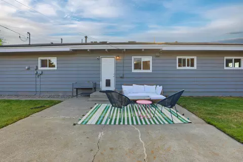 Exterior - 12105 E Skyview Ave, Spokane Valley, WA 99206 photo 6 of 9