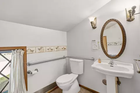 Bath - 2214 E 36th Ave, Spokane, WA 99203 photo 1 of 5