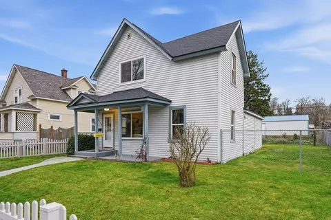 2114 E 4th Ave, Spokane, WA 99202 photo 2