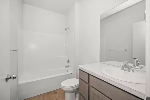 Bath - 1609 E A St, Deer Park, WA 99006 photo 3 of 3