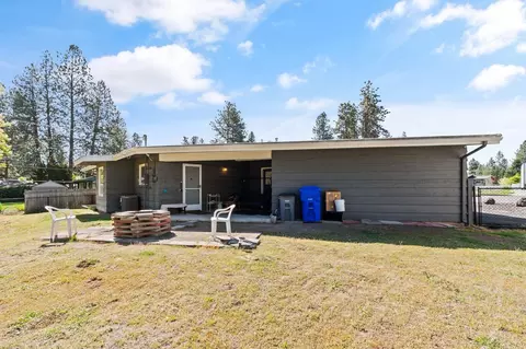 Exterior - 13013 E 22nd Ave, Spokane Valley, WA 99216 photo 6 of 9