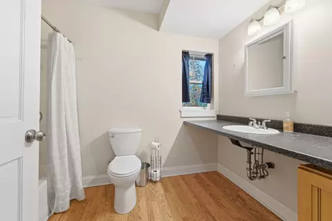 Bath - 3124 E 29th Ave, Spokane, WA 99223 photo 1 of 1