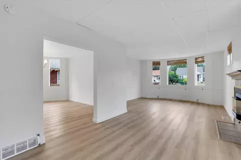 Living - 2423 W Dalton Ave, Spokane, WA 99205 photo 2 of 2