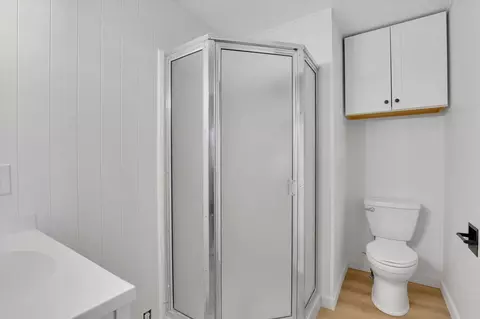 Bath - 2423 W Dalton Ave, Spokane, WA 99205 photo 1 of 2