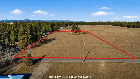 7 E Westmoreland Rd, Deer Park, WA 99006